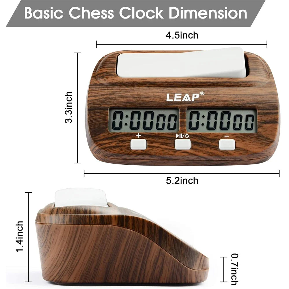 Croquis coté de la pendule : 13,2 cm de large, 8,4 cm de haut, 3,6 cm d'épaisseur
